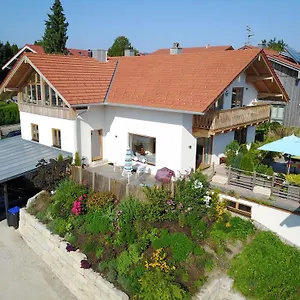 Apartment Chiemsee Living, Chieming